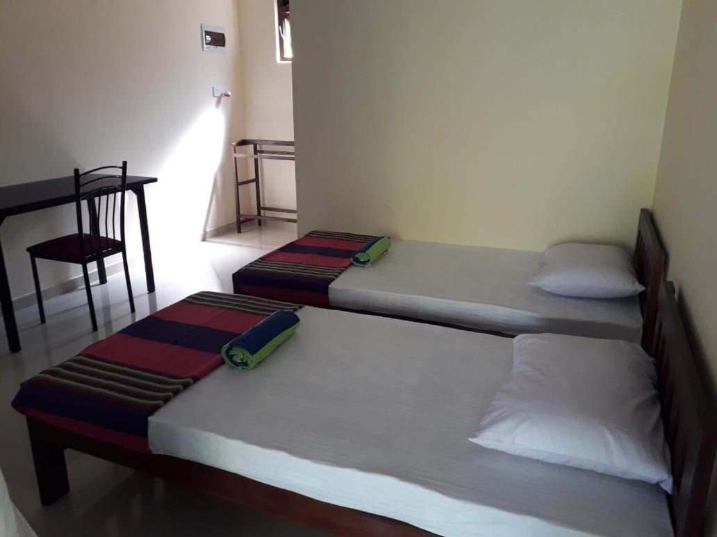 Hotel Blue Point Rest Tangalle Exterior foto