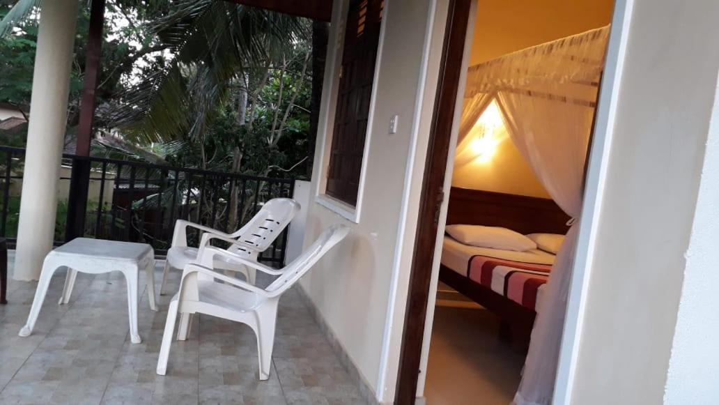 Hotel Blue Point Rest Tangalle Exterior foto